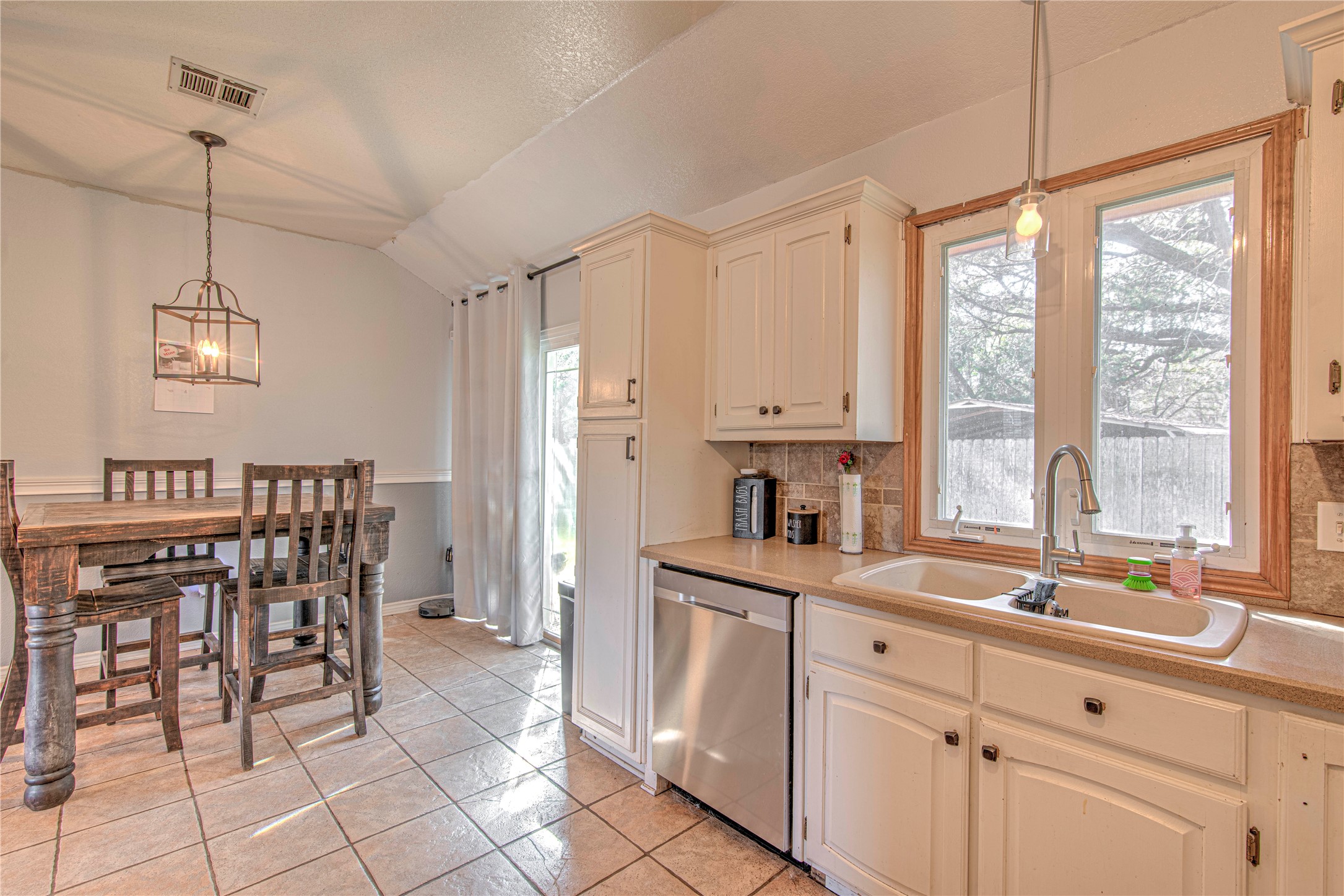 103 Cottonwood Morgans Point Resort TX 76513