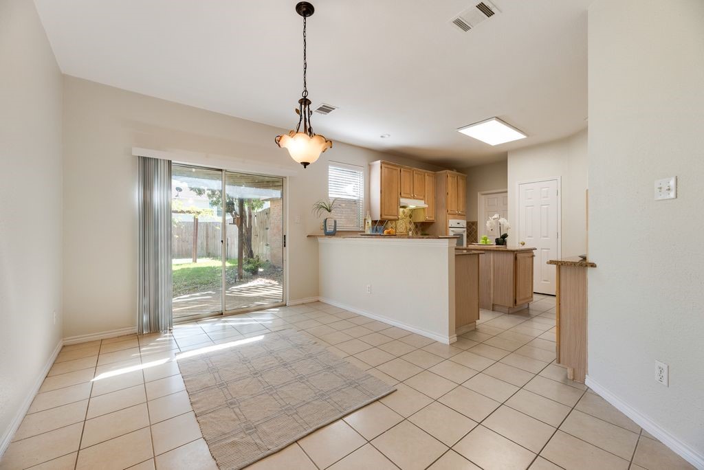 5832 Mossbrook Trail Dallas TX 75252