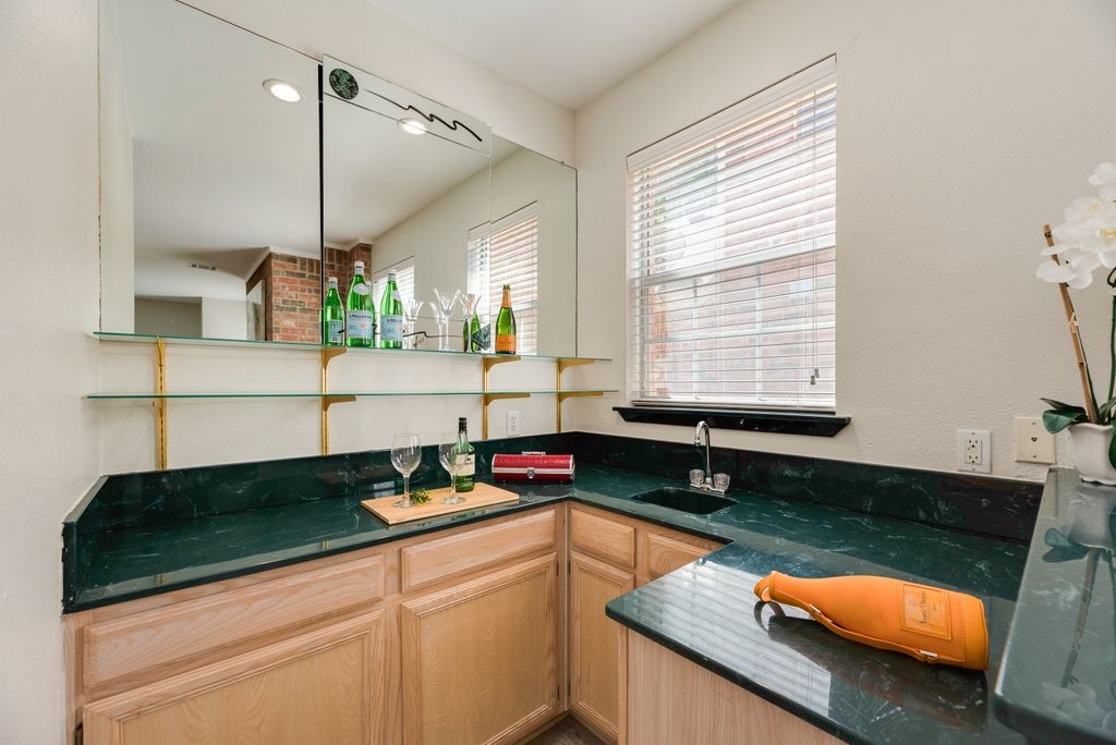 5832 Mossbrook Trail Dallas TX 75252