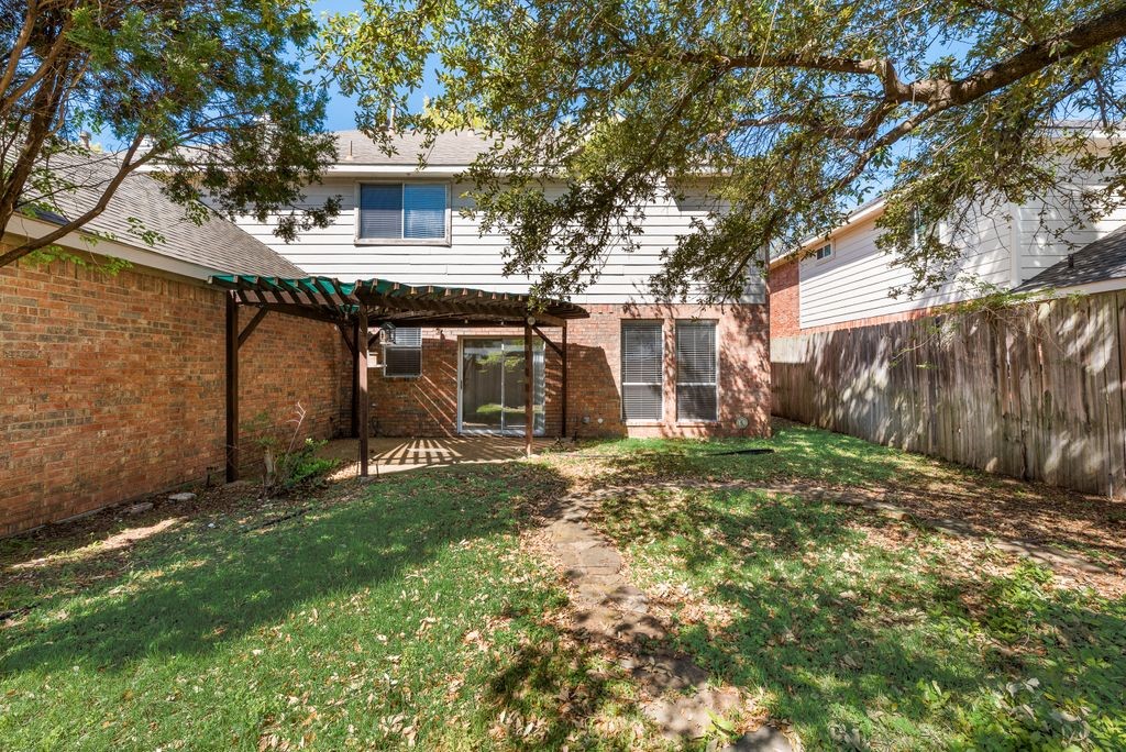 5832 Mossbrook Trail Dallas TX 75252