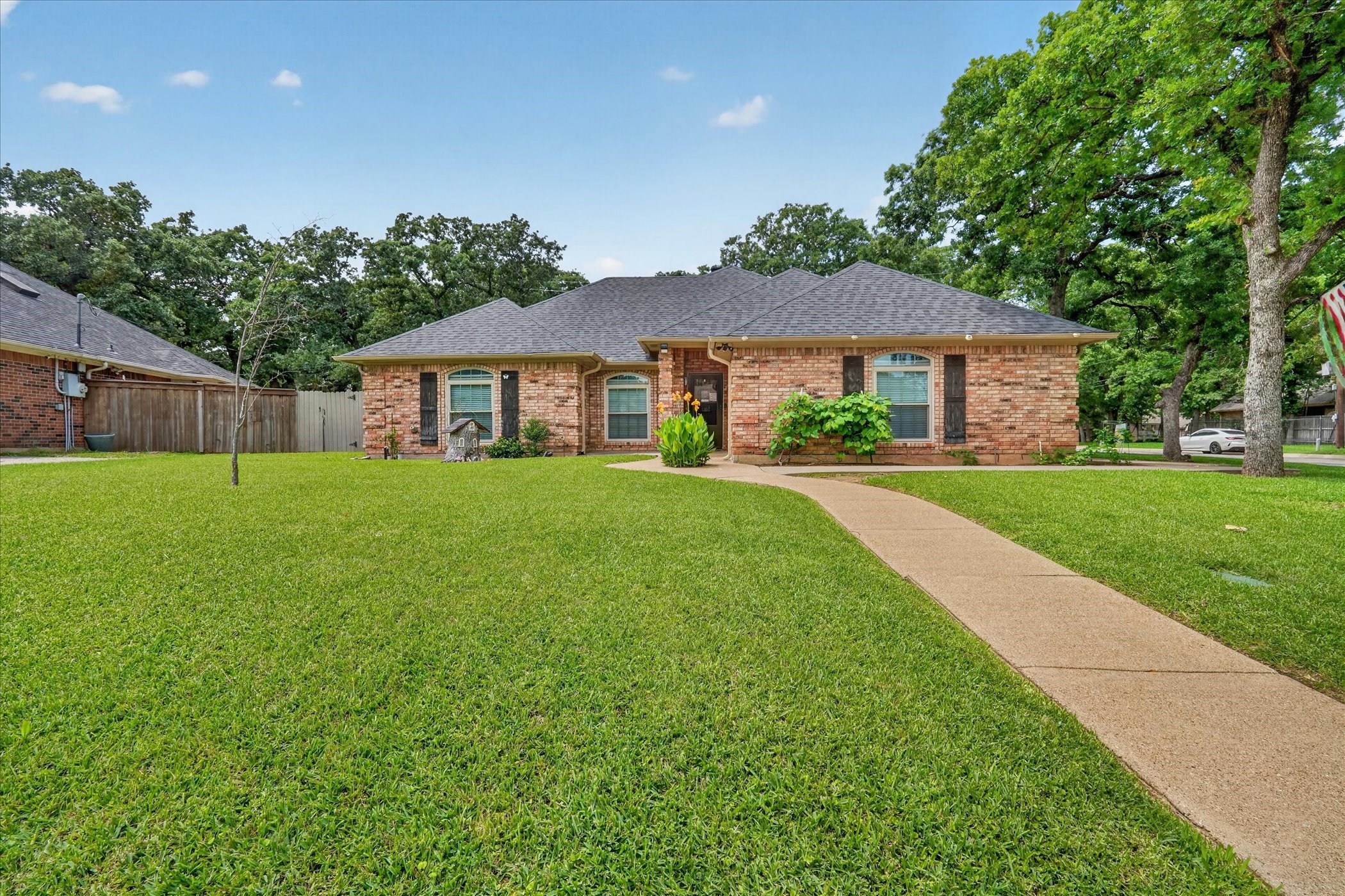 1000 Shady Hill Lane Burleson TX 76028