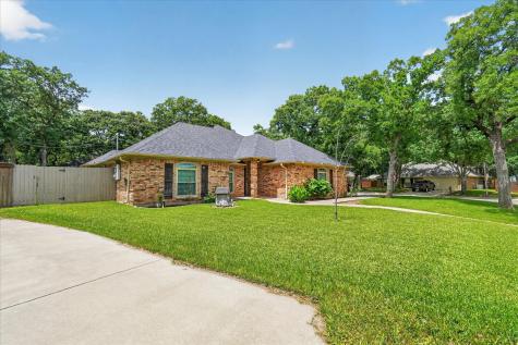 1000 Shady Hill Lane Burleson TX 76028