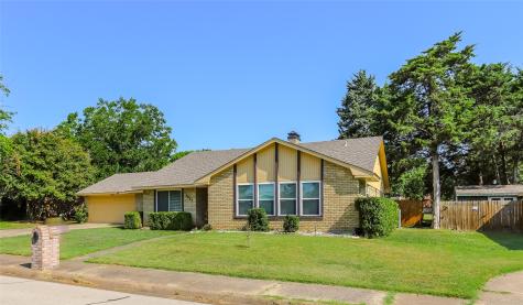 1327 Big Stone Gap Road Duncanville TX 75137