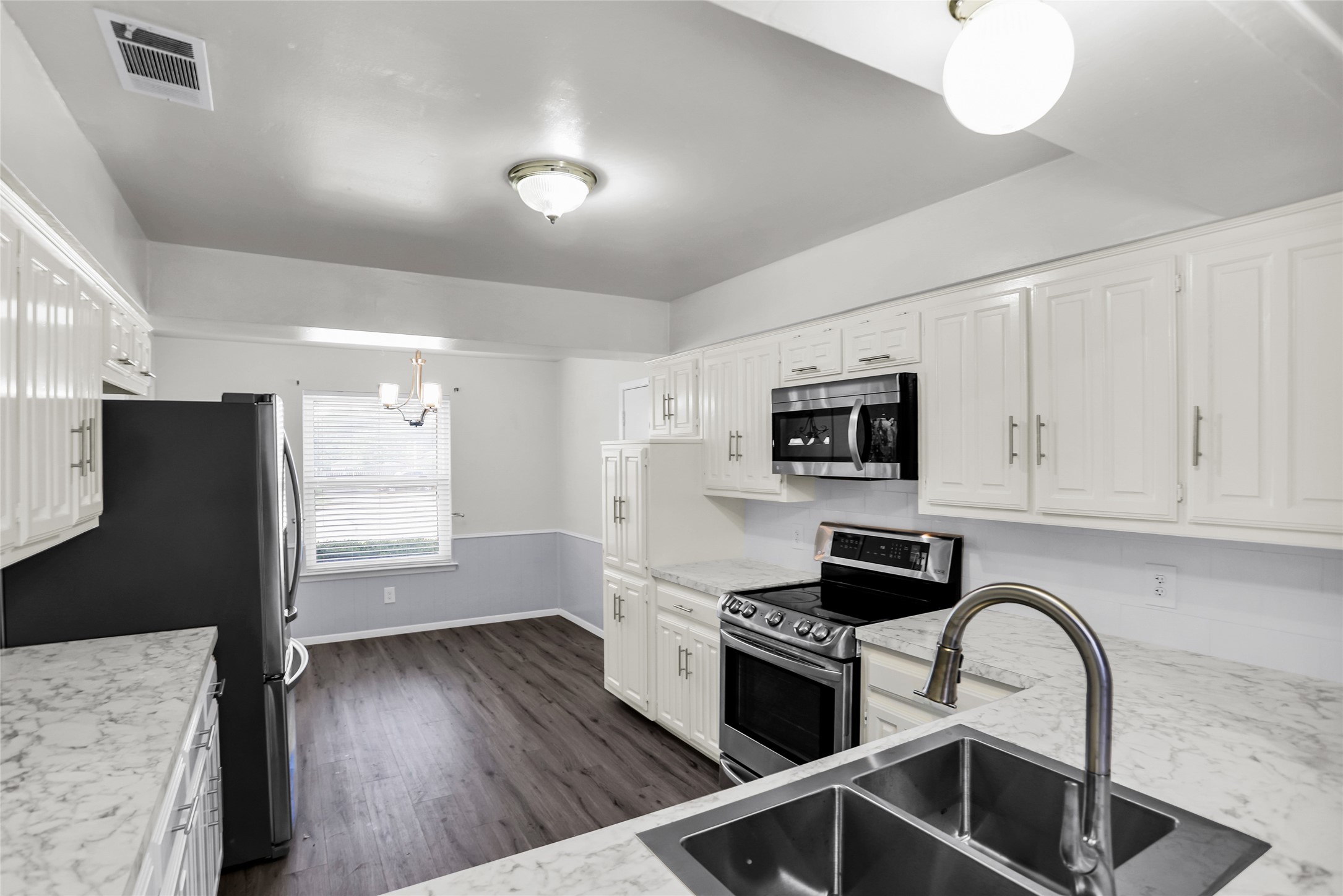 1327 Big Stone Gap Road Duncanville TX 75137