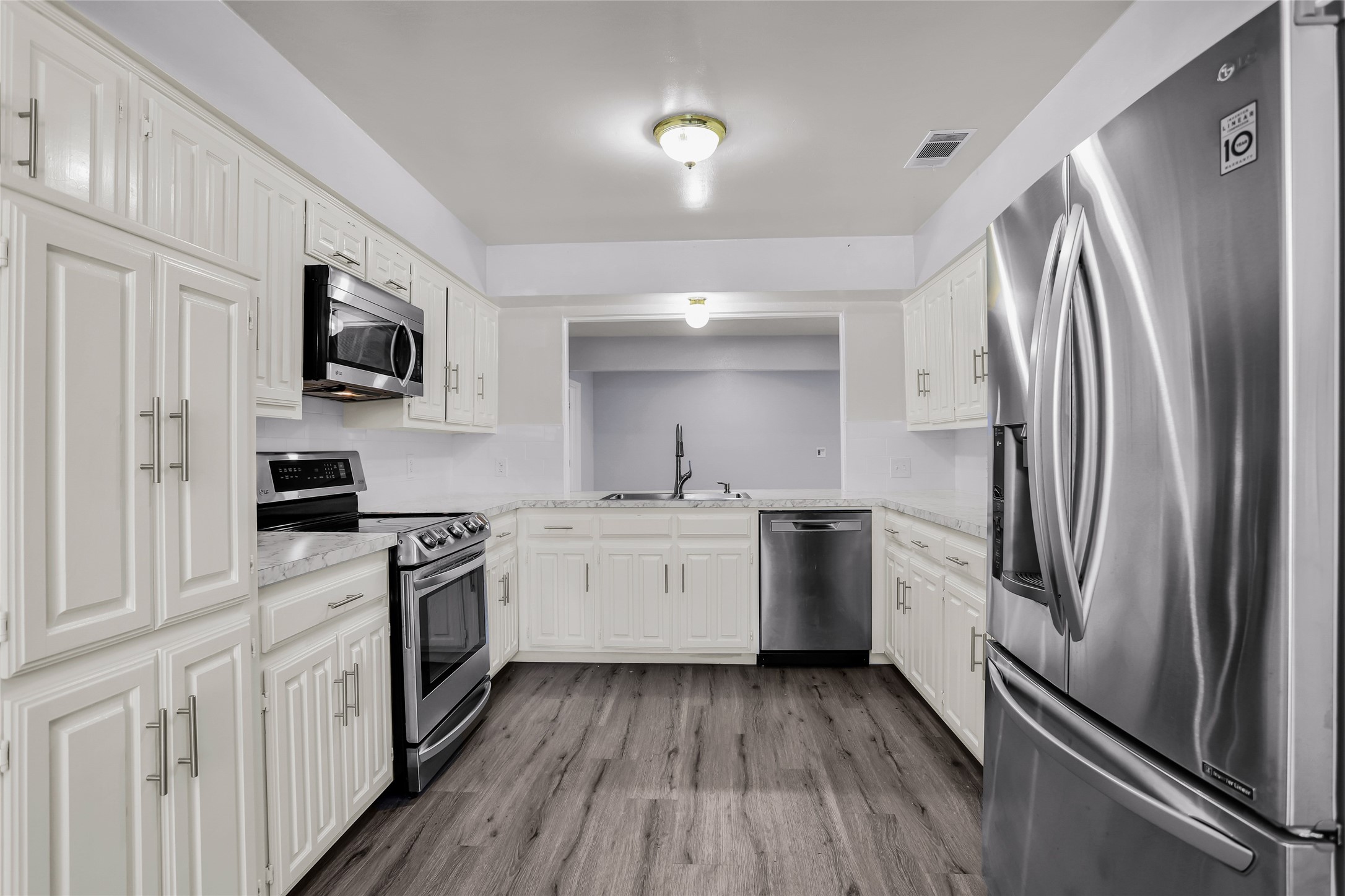 1327 Big Stone Gap Road Duncanville TX 75137