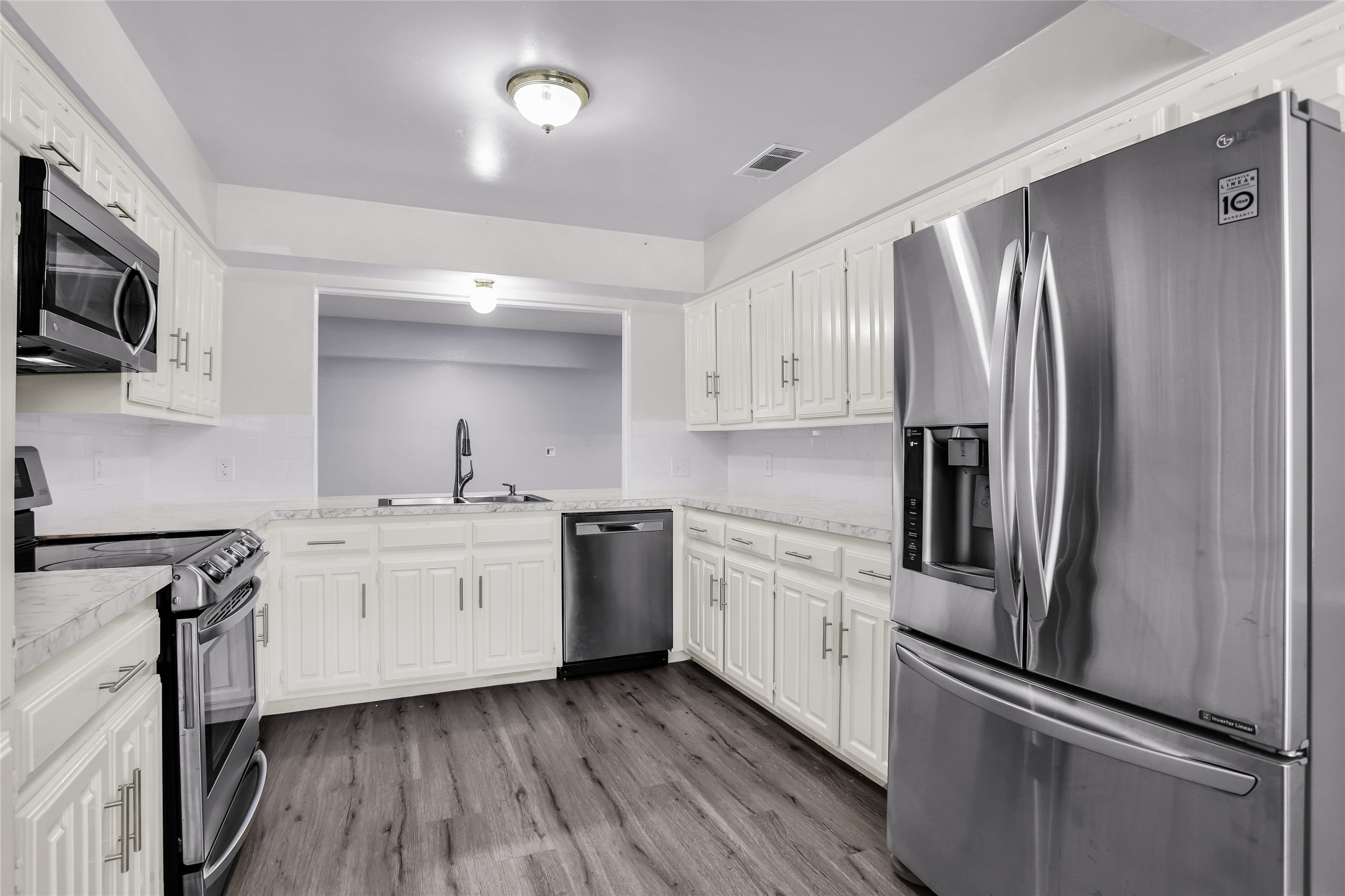 1327 Big Stone Gap Road Duncanville TX 75137