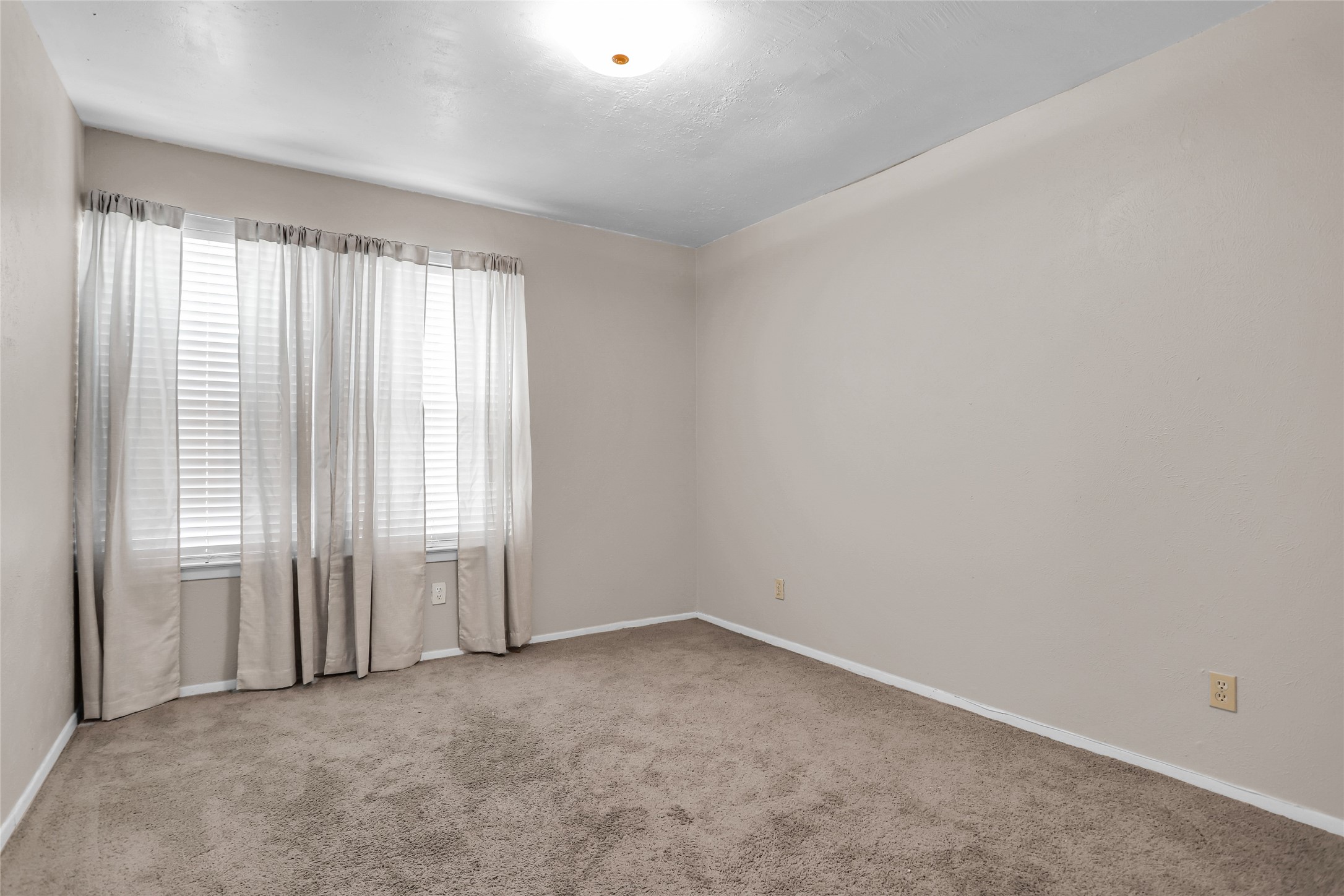 1327 Big Stone Gap Road Duncanville TX 75137