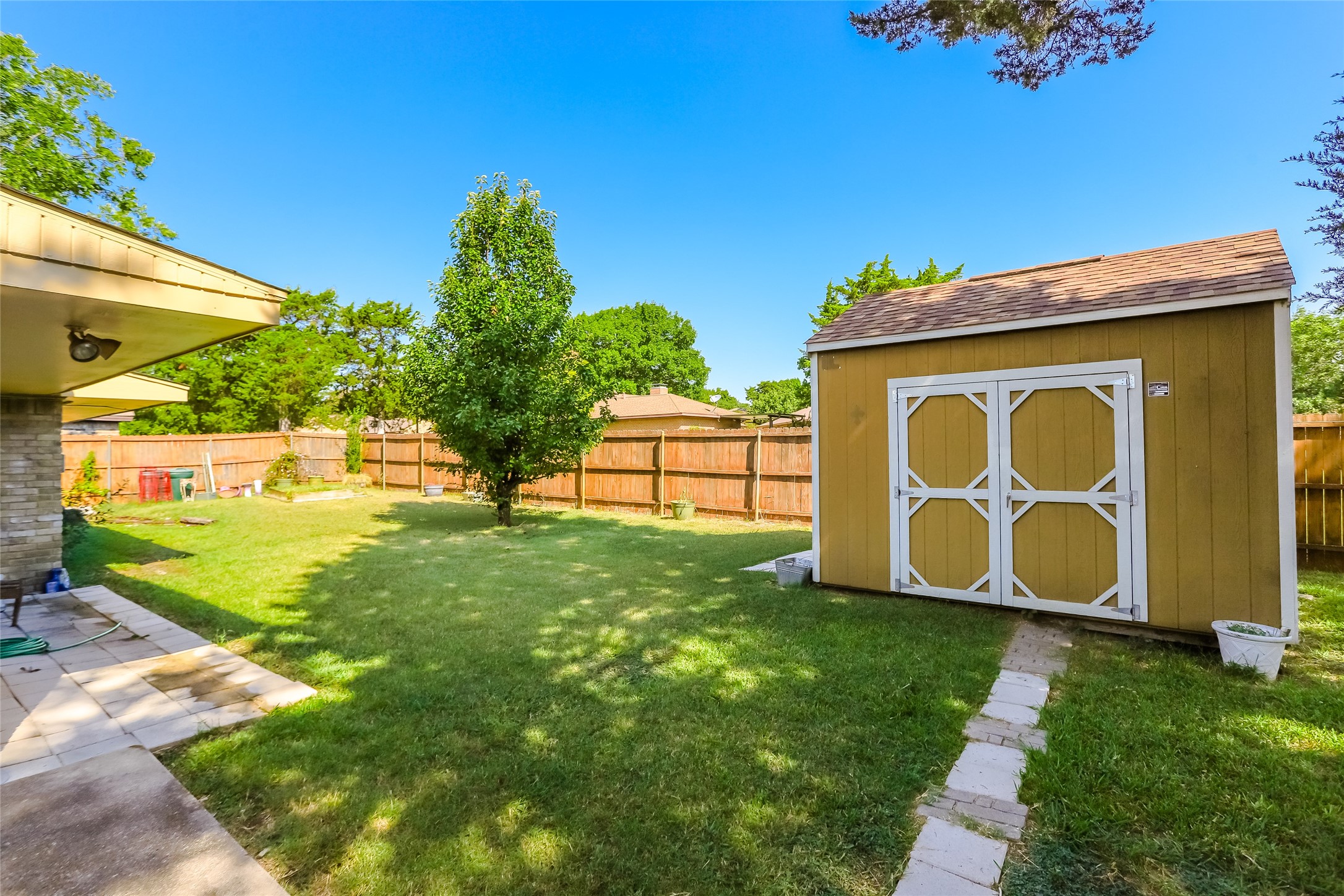 1327 Big Stone Gap Road Duncanville TX 75137
