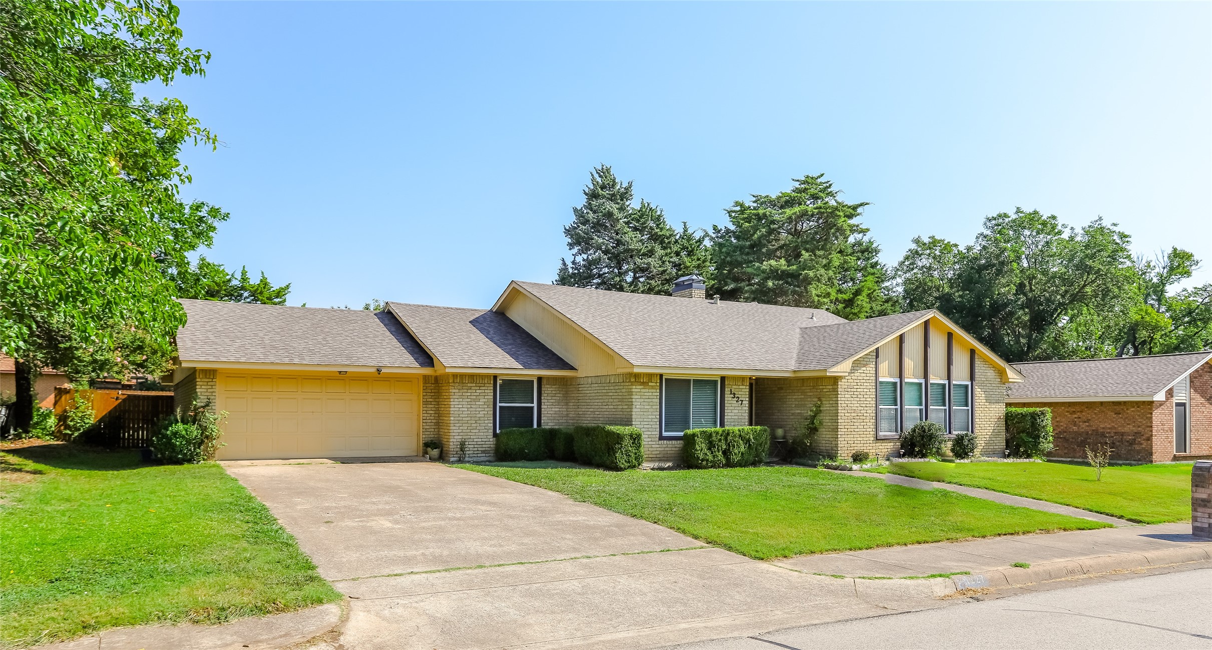 1327 Big Stone Gap Road Duncanville TX 75137