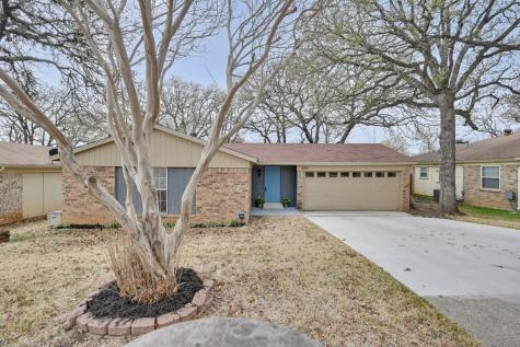4918 Crest Drive Arlington TX 76017