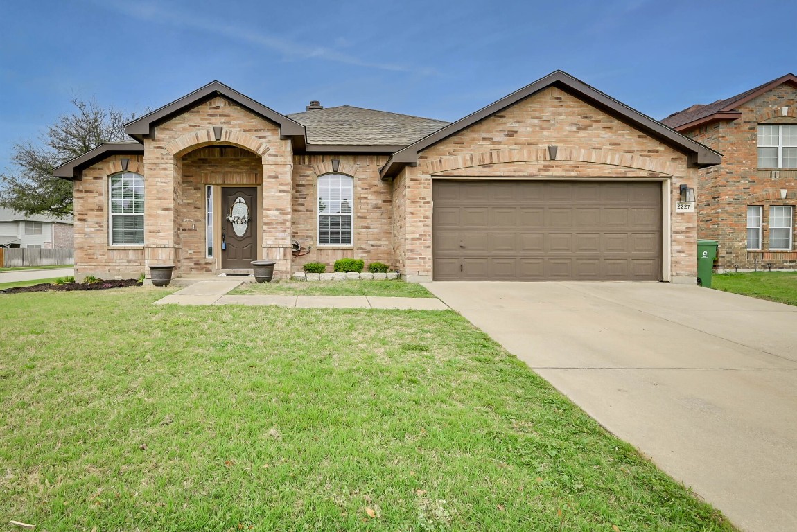 2227 Mainsail Lane Arlington TX 76002
