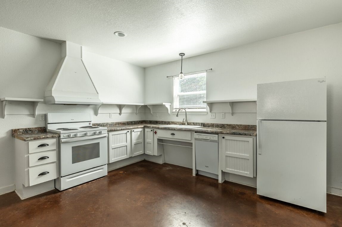1627 N 9th Street Waco TX 76707