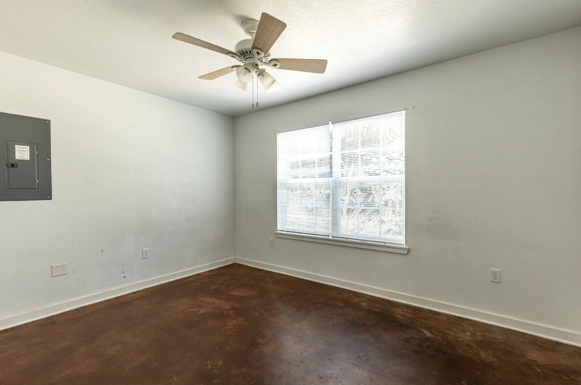 1627 N 9th Street Waco TX 76707