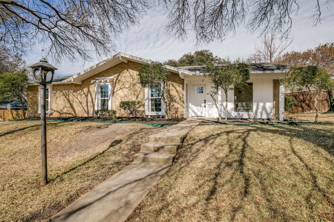 143 Mantlebrook Drive Desoto TX 75115