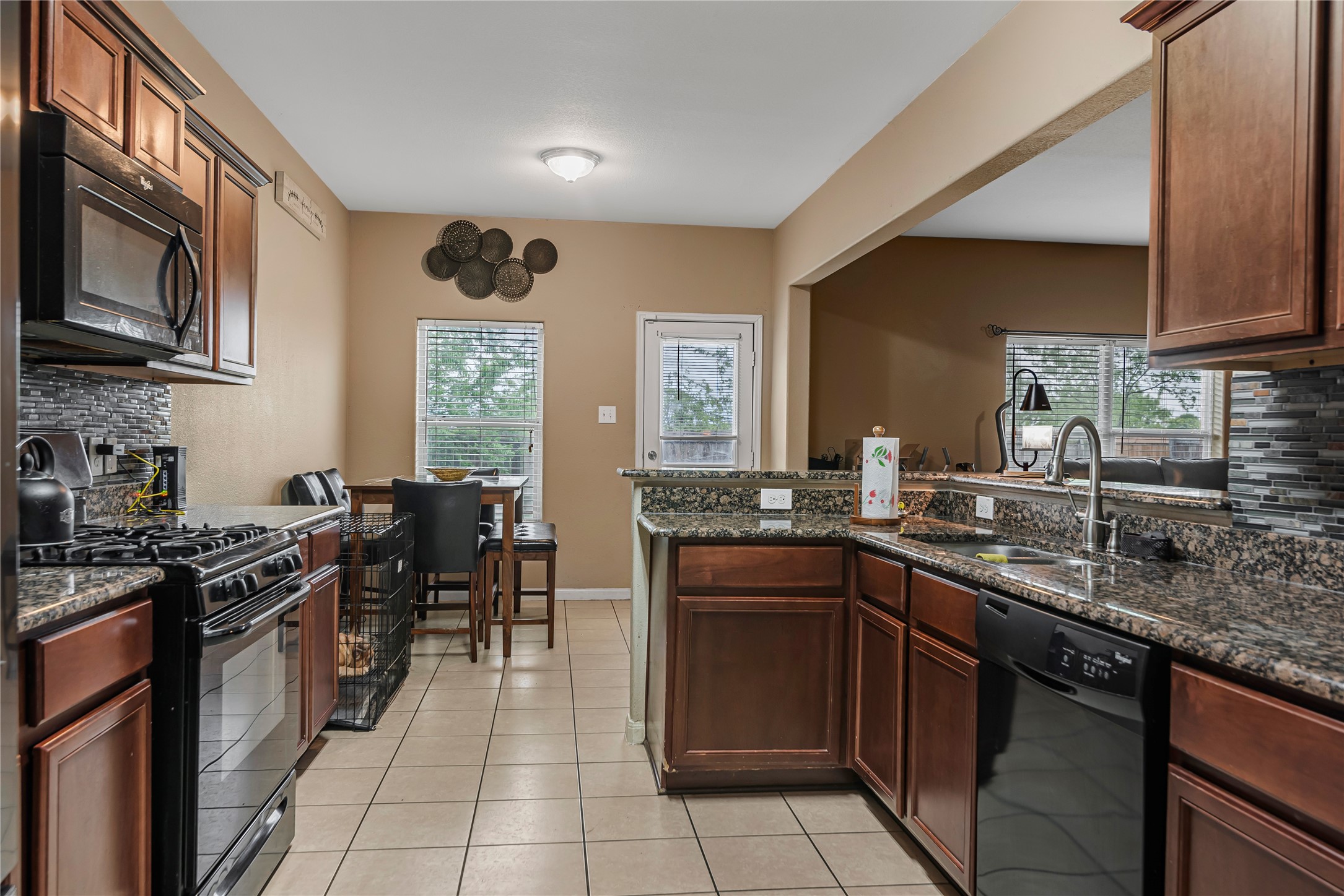 640 Brookbank Drive Crowley TX 76036