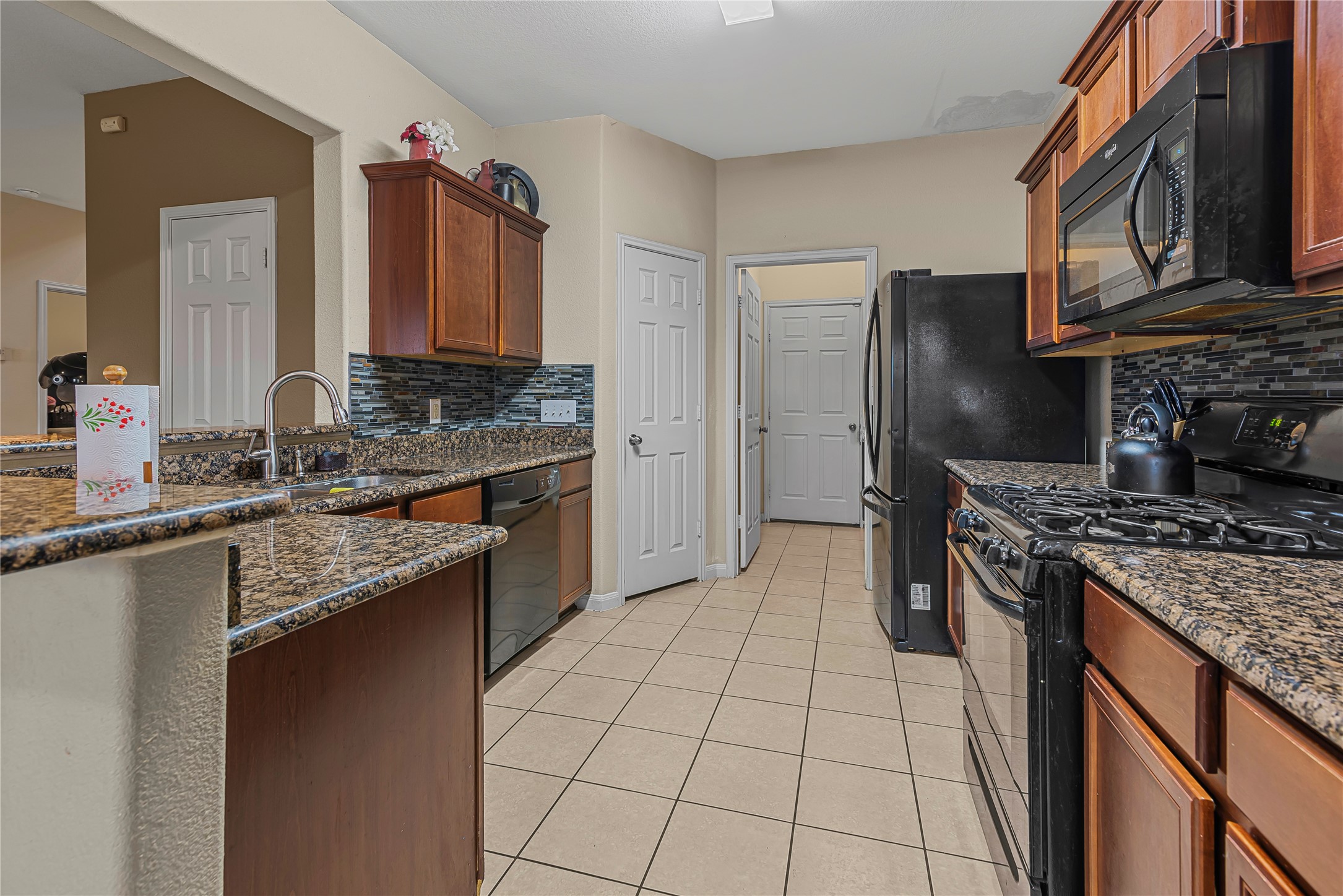 640 Brookbank Drive Crowley TX 76036