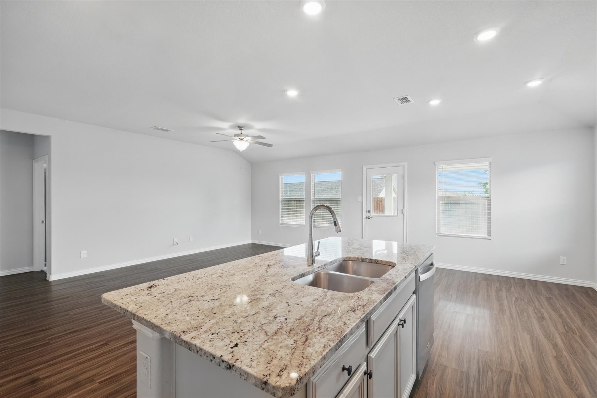 787 Cascade Lane Princeton TX 75407