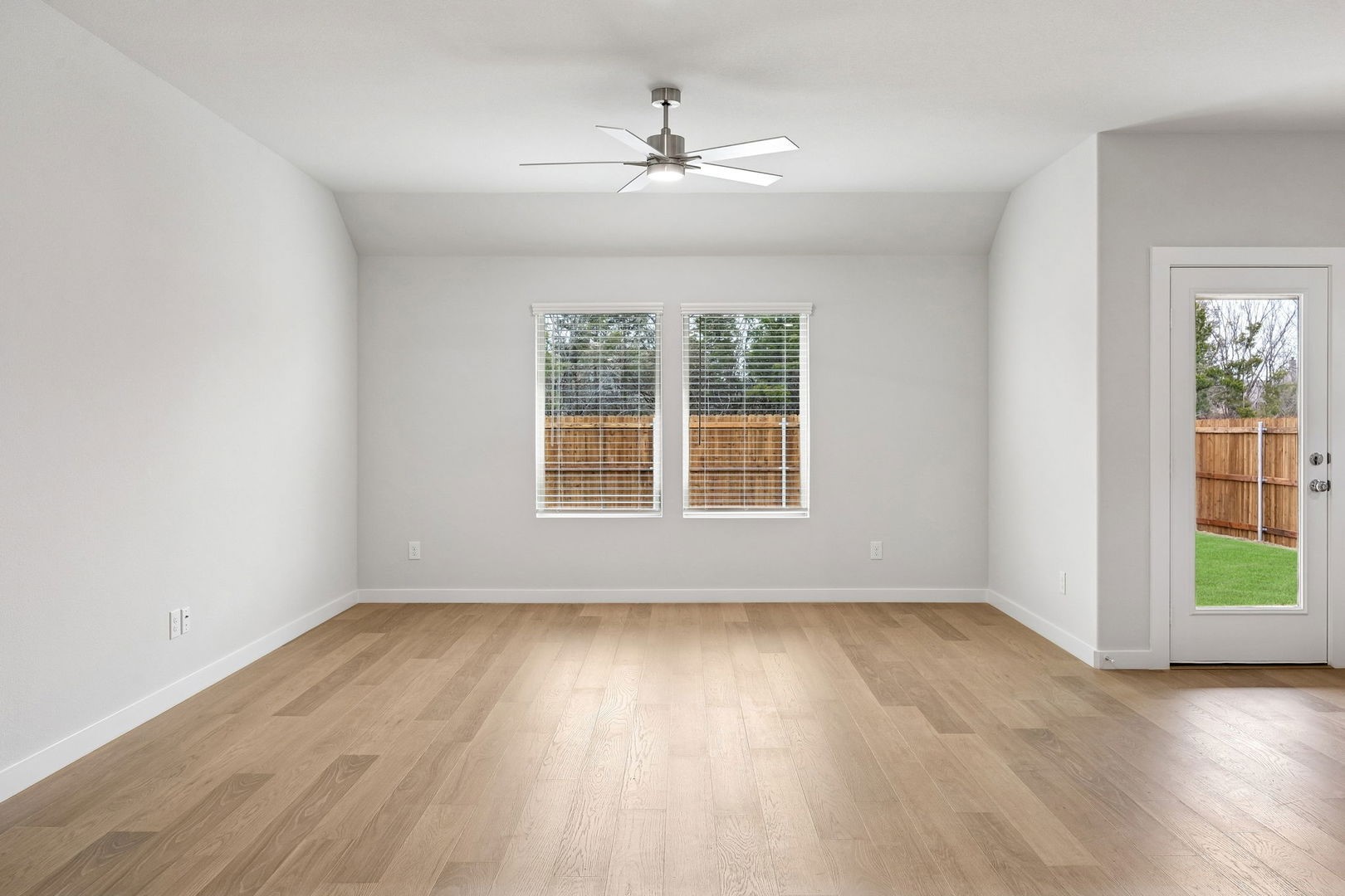 428 Hundred Acre Drive Waxahachie TX 75165