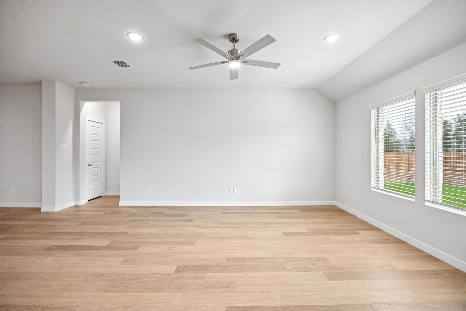 428 Hundred Acre Drive Waxahachie TX 75165