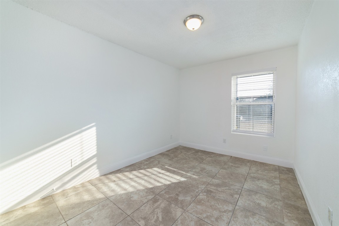 3844 Waldorf Street Fort Worth TX 76119