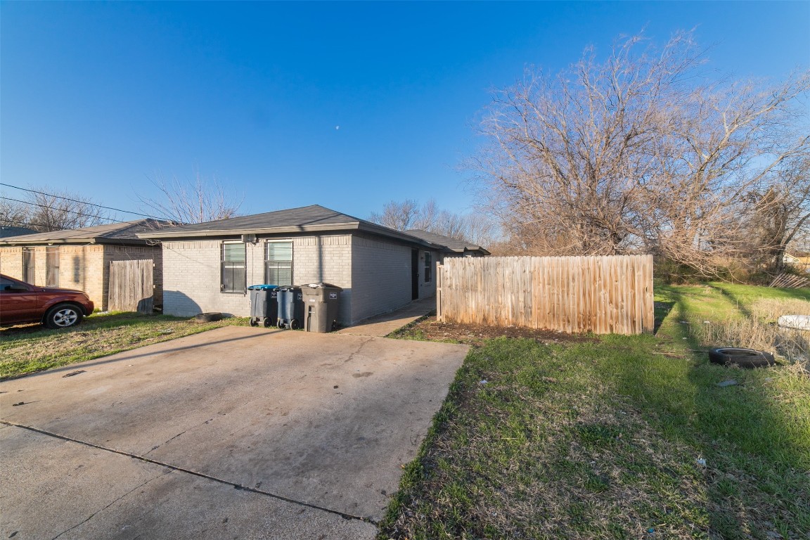3844 Waldorf Street Fort Worth TX 76119