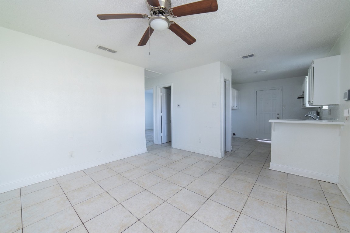 3844 Waldorf Street Fort Worth TX 76119