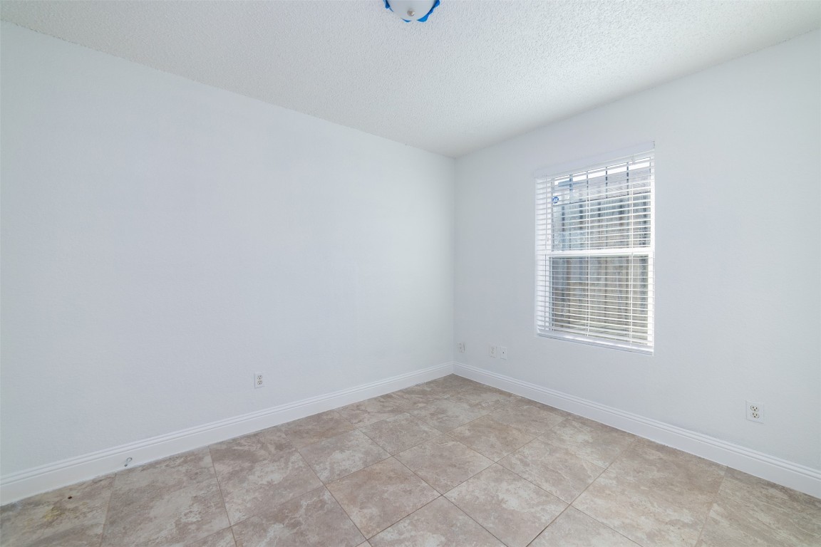 3844 Waldorf Street Fort Worth TX 76119