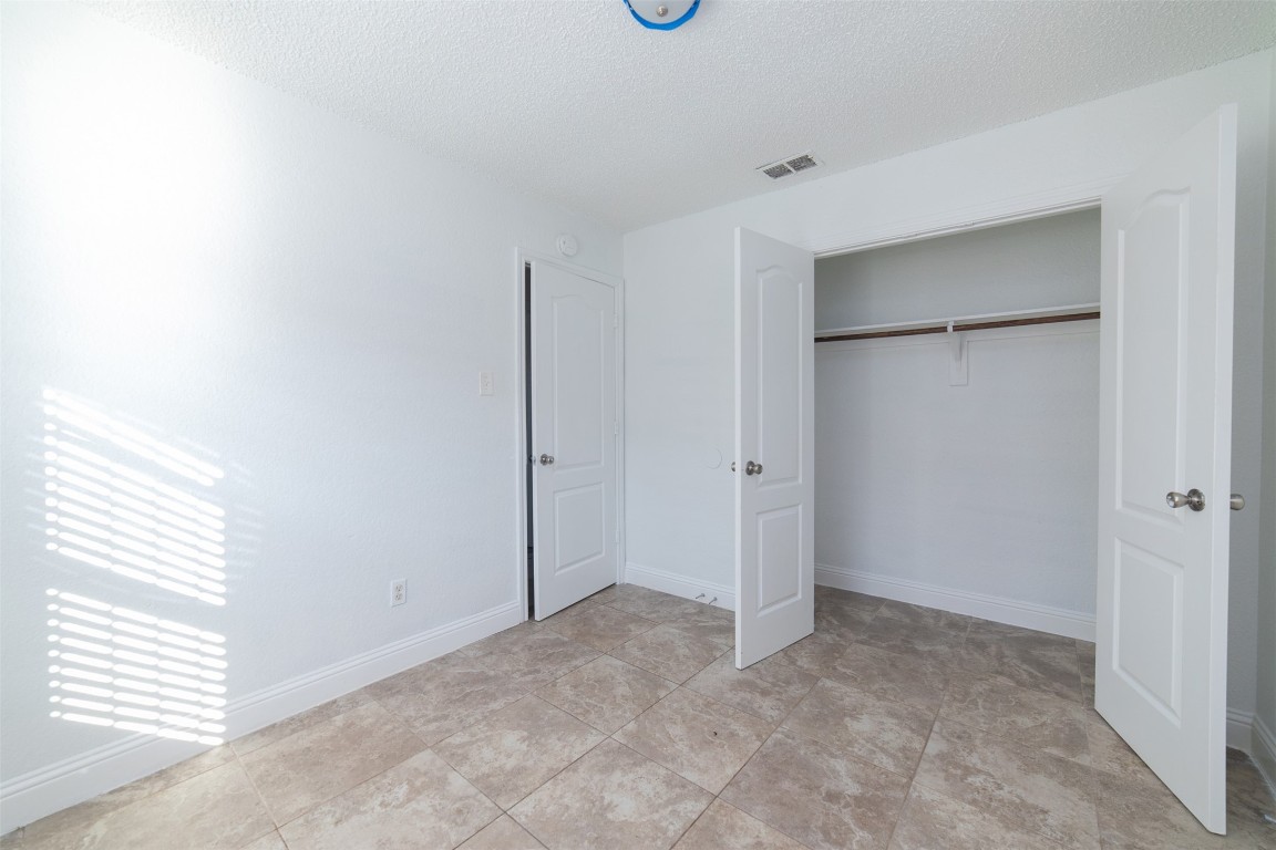 3844 Waldorf Street Fort Worth TX 76119