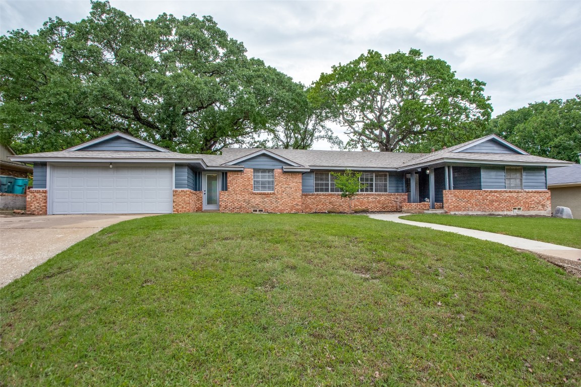 1411 W Mcgee Street Sherman TX 75092