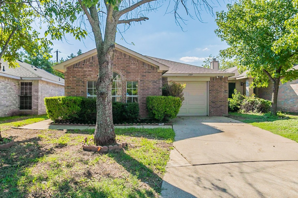 2309 Shelburne Court Dallas TX 75227