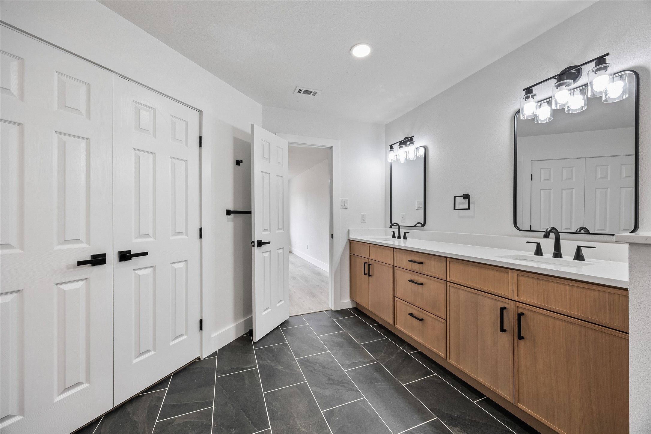 912 Sandhurst Drive Plano TX 75025