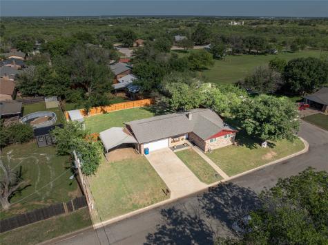 718 Mistletoe Street Breckenridge TX 76424