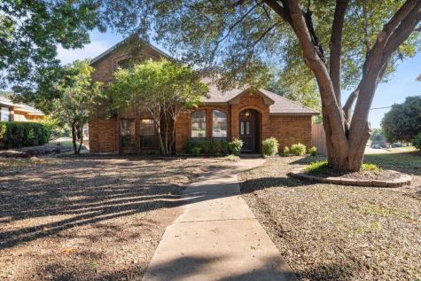 2511 Pepper Tree Circle Mckinney TX 75072