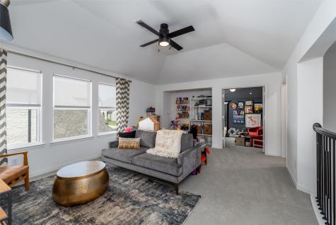 8336 Western The Colony TX 75056