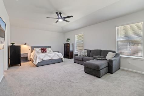 228 Abingdon Street Azle TX 76020