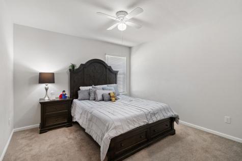 228 Abingdon Street Azle TX 76020