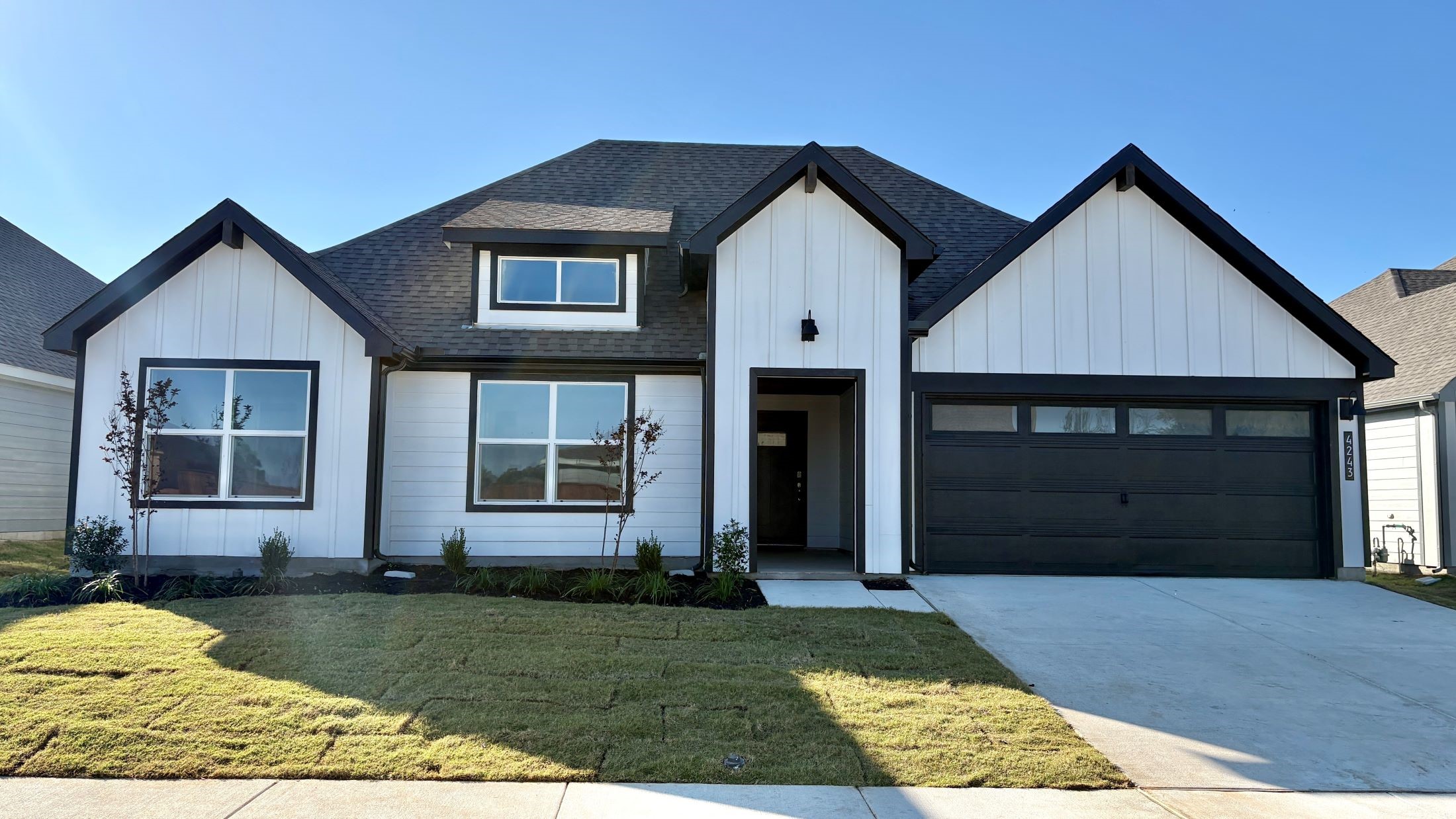4243 Cornerstone Circle Granbury TX 76048