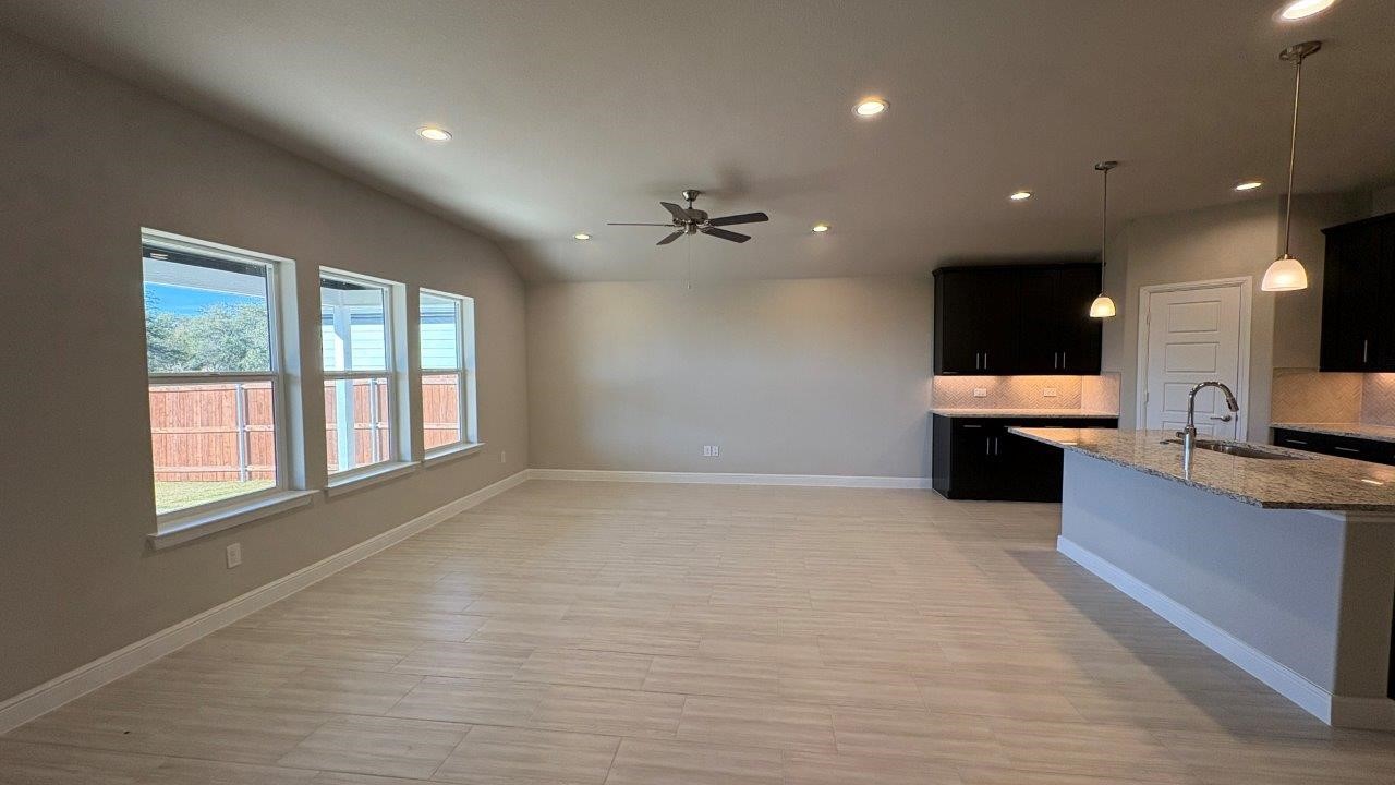 4243 Cornerstone Circle Granbury TX 76048