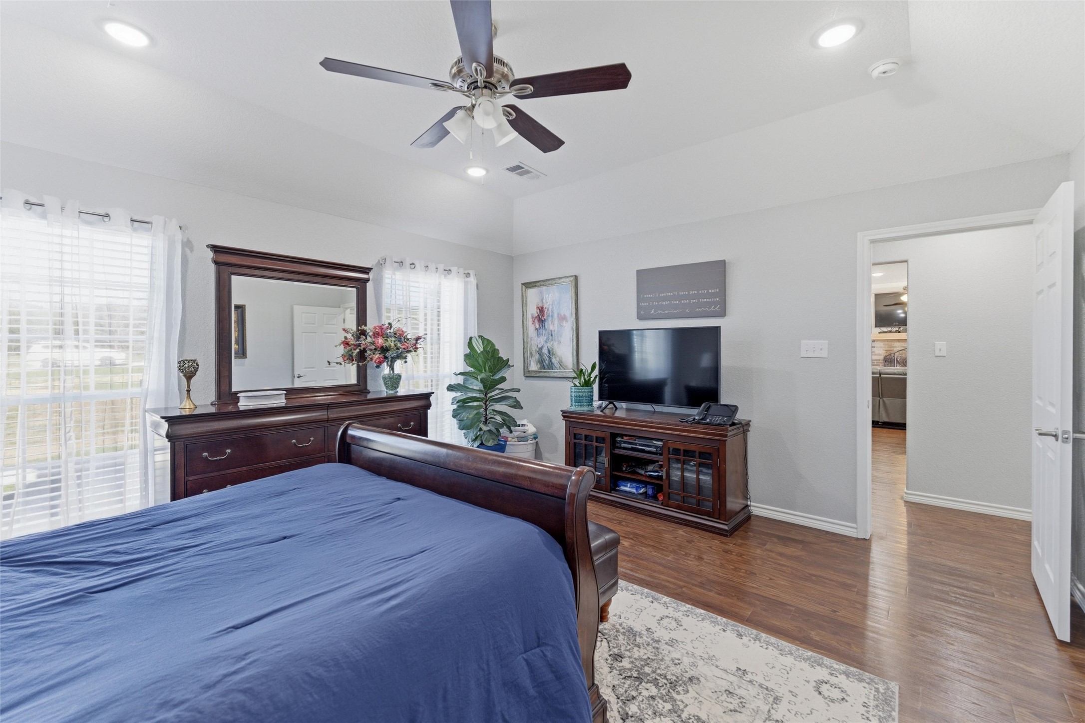 1006 High Point Drive Mineral Wells TX 76067