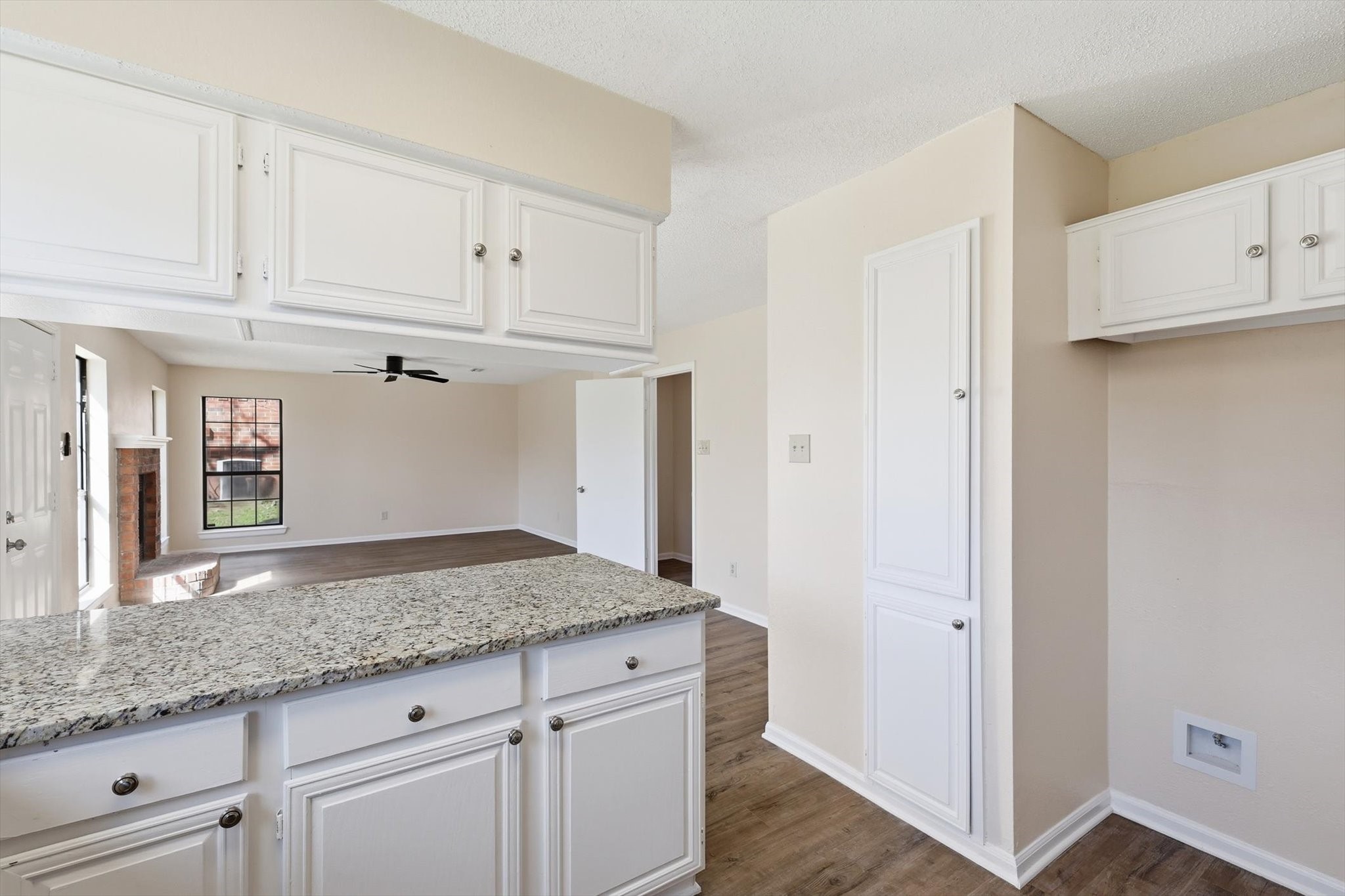 610 Squaw Creek Court Arlington TX 76018