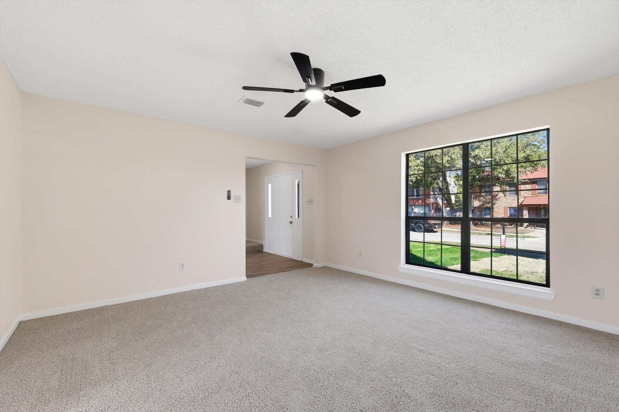 610 Squaw Creek Court Arlington TX 76018