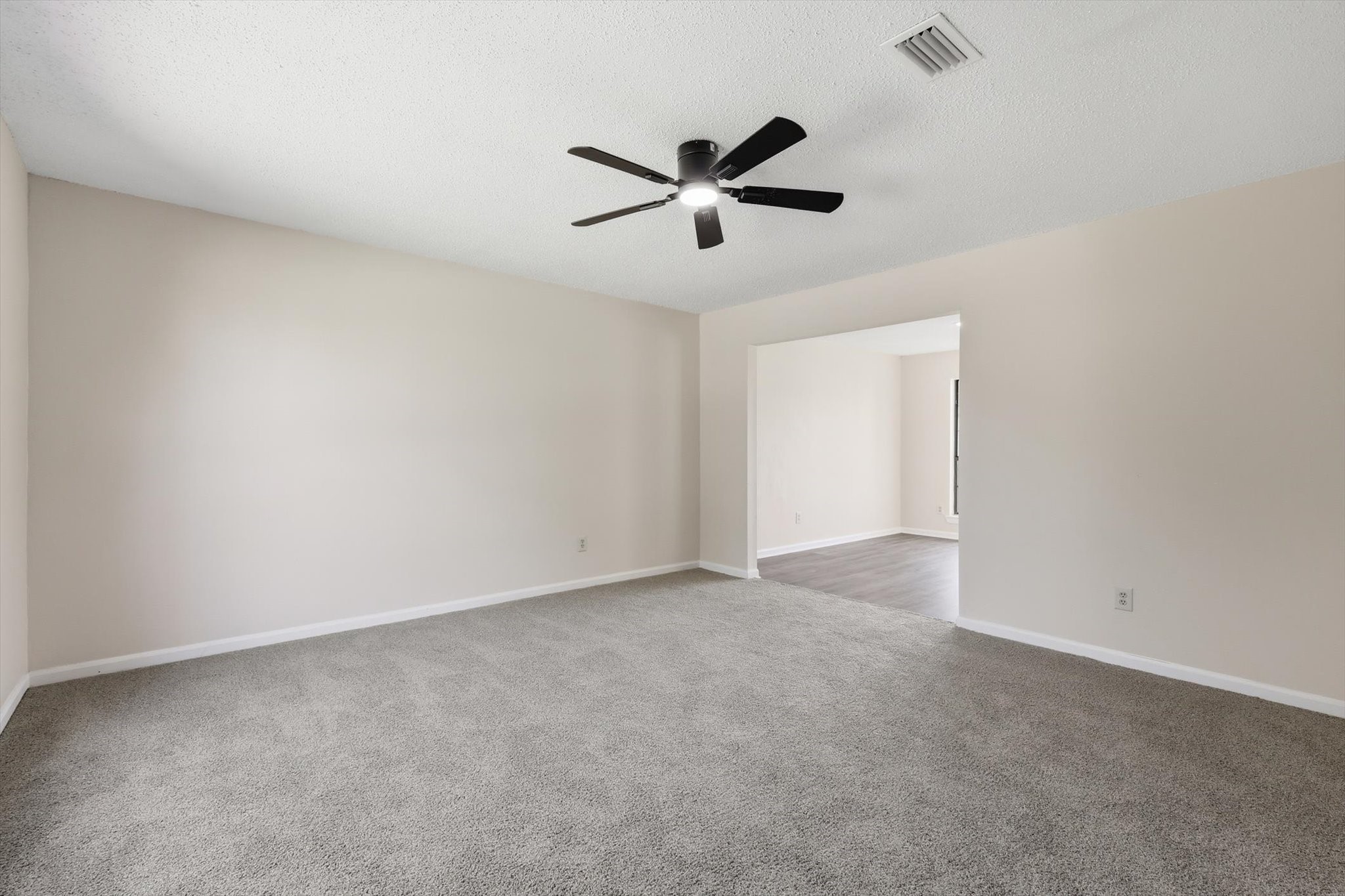 610 Squaw Creek Court Arlington TX 76018