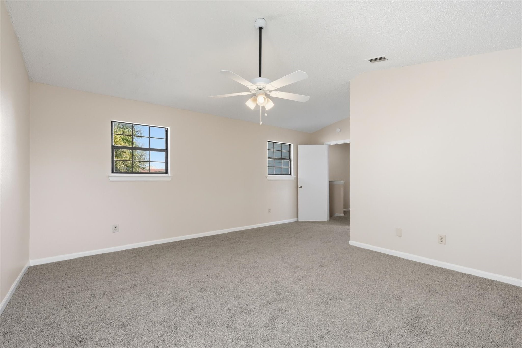 610 Squaw Creek Court Arlington TX 76018