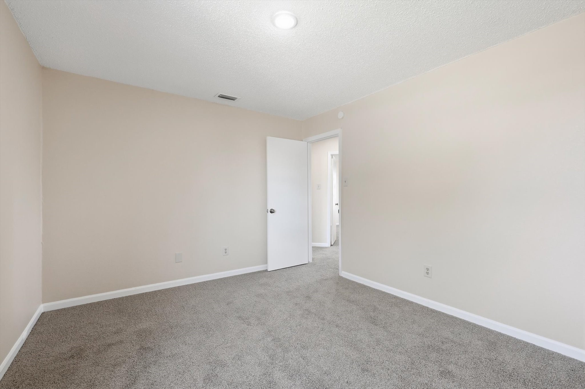 610 Squaw Creek Court Arlington TX 76018