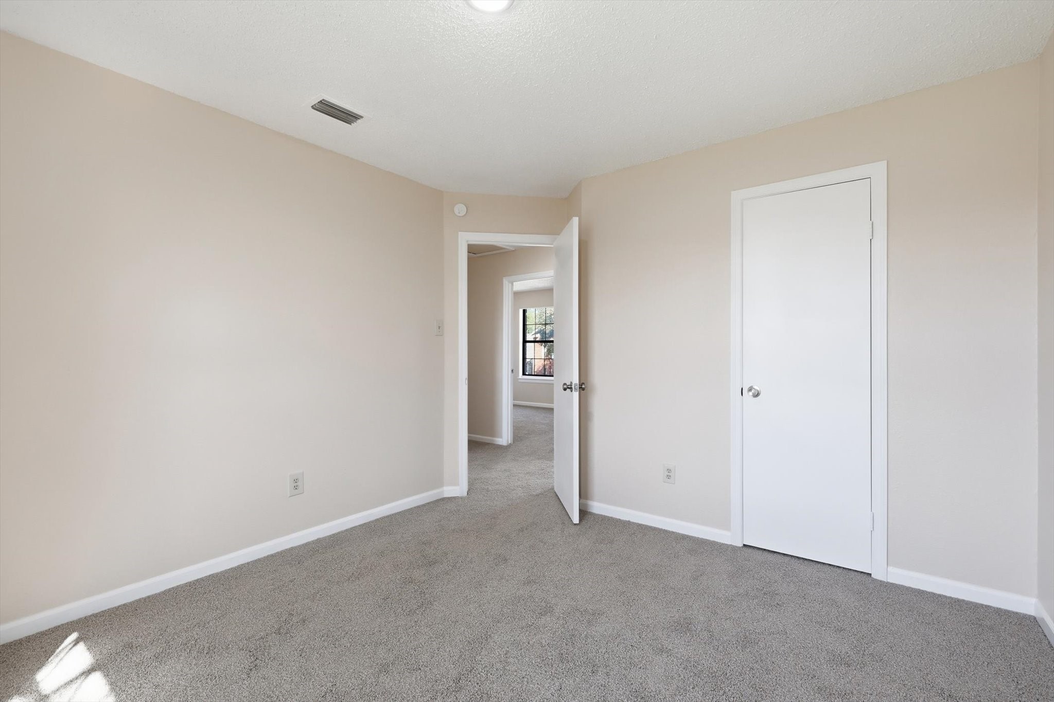 610 Squaw Creek Court Arlington TX 76018