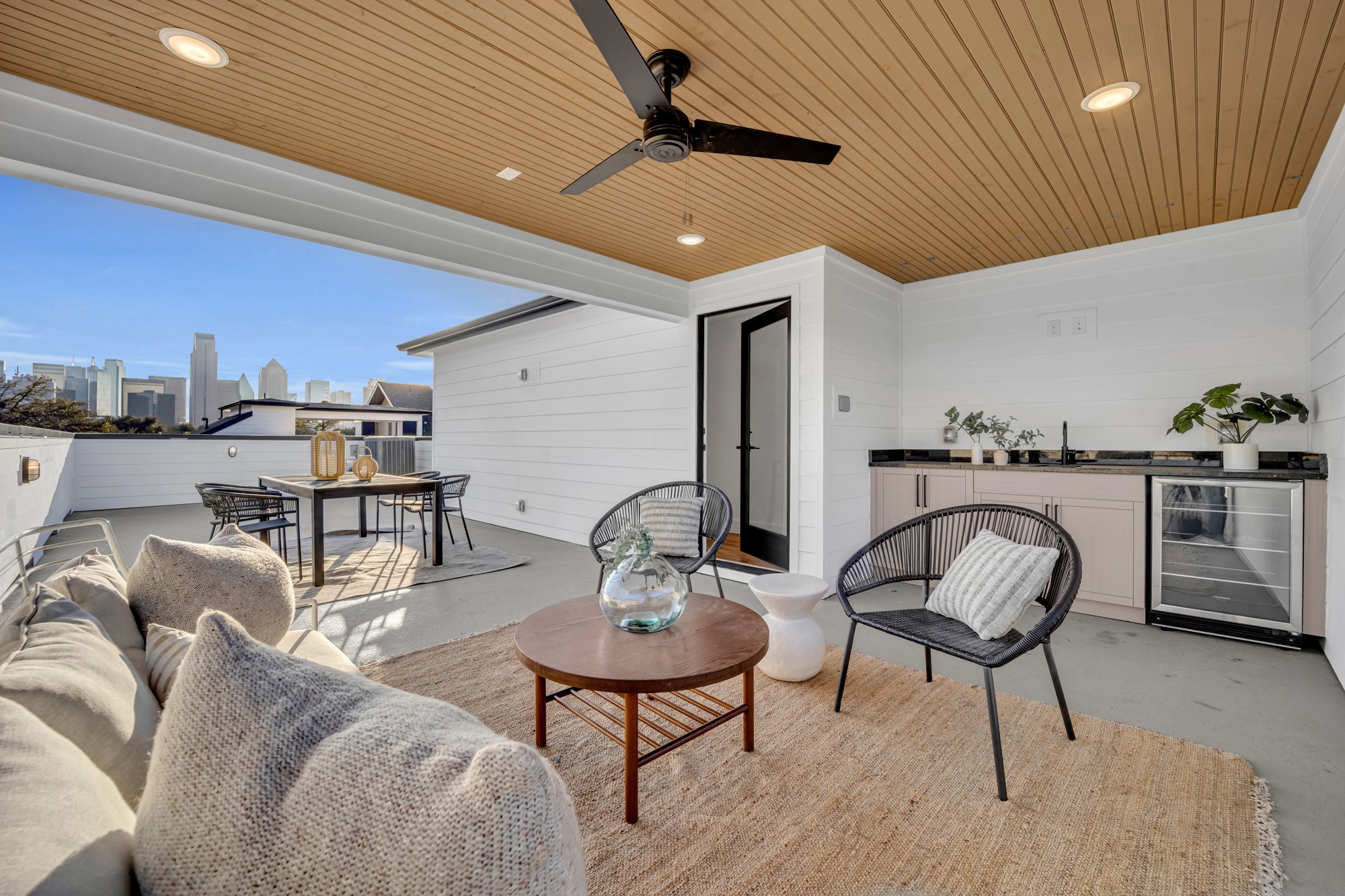 1512 Villars Street Dallas TX 75204