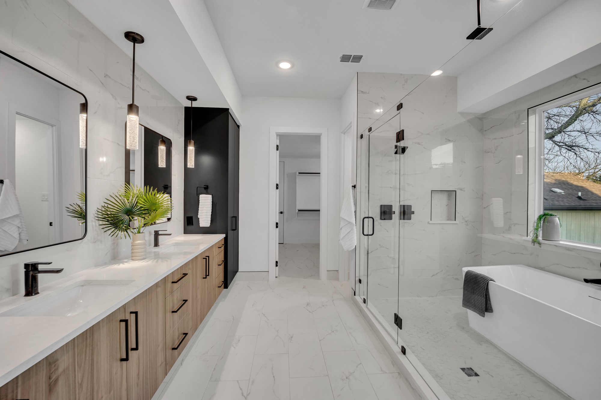 1512 Villars Street Dallas TX 75204