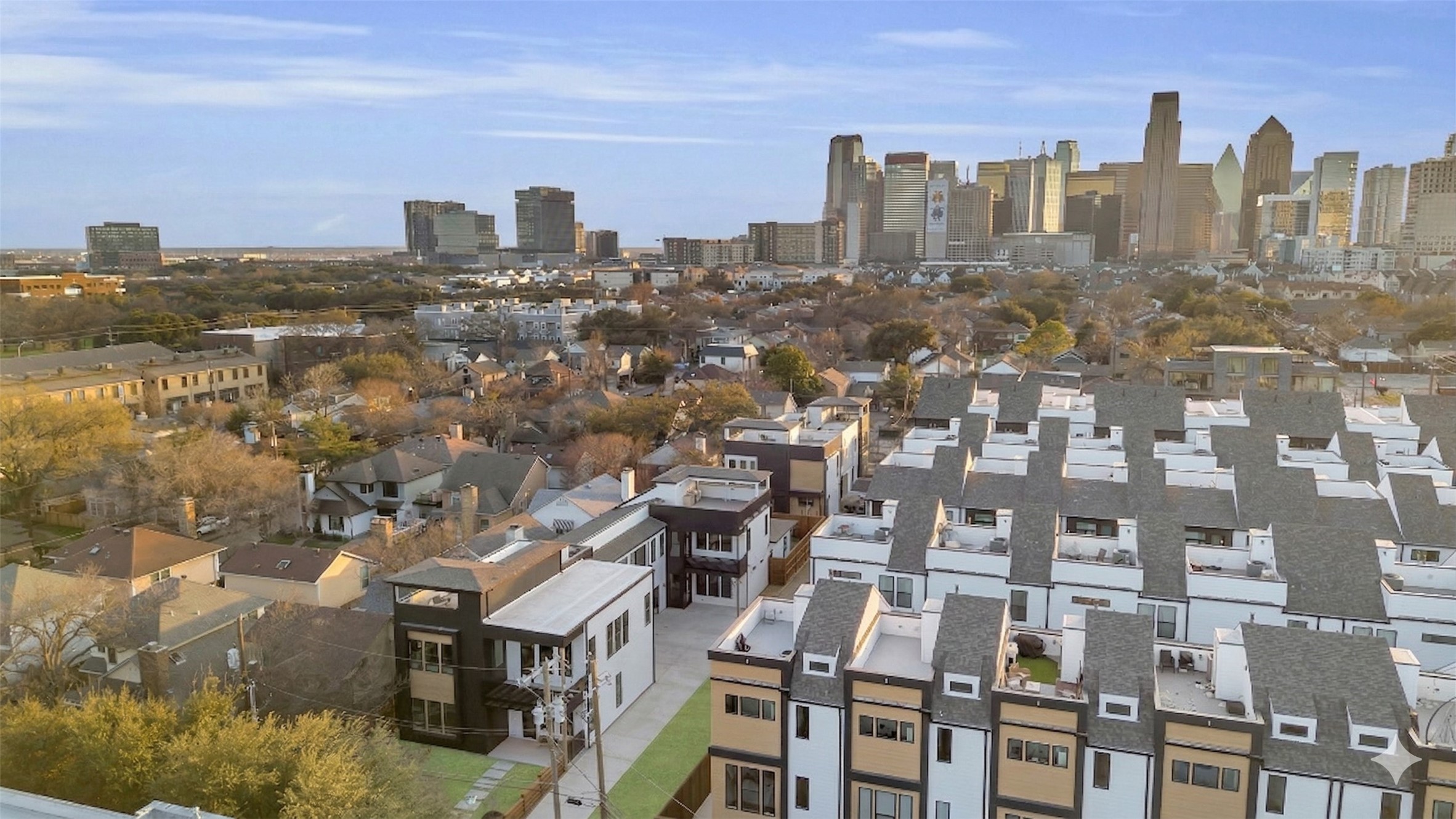 1512 Villars Street Dallas TX 75204