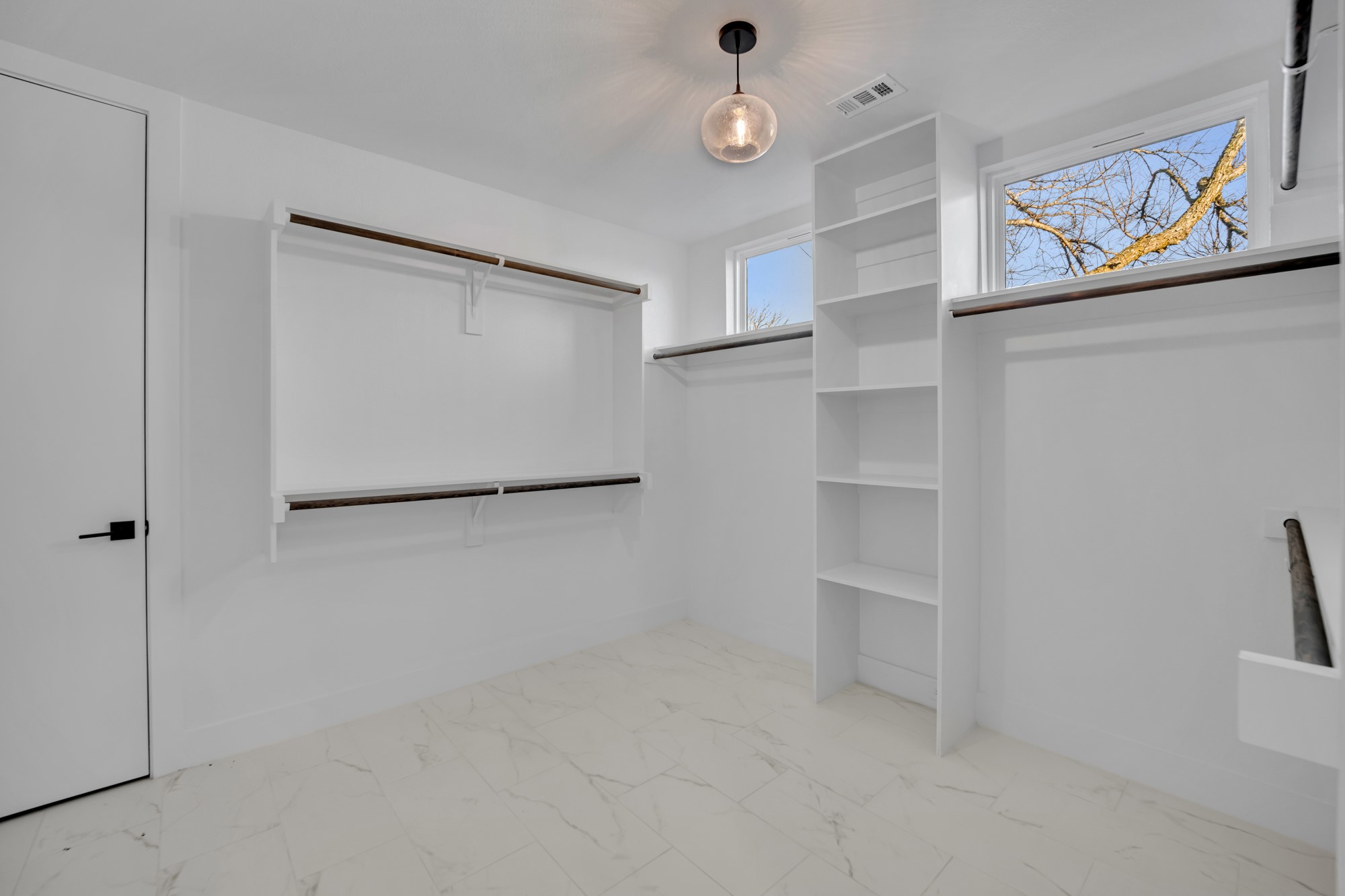 1512 Villars Street Dallas TX 75204
