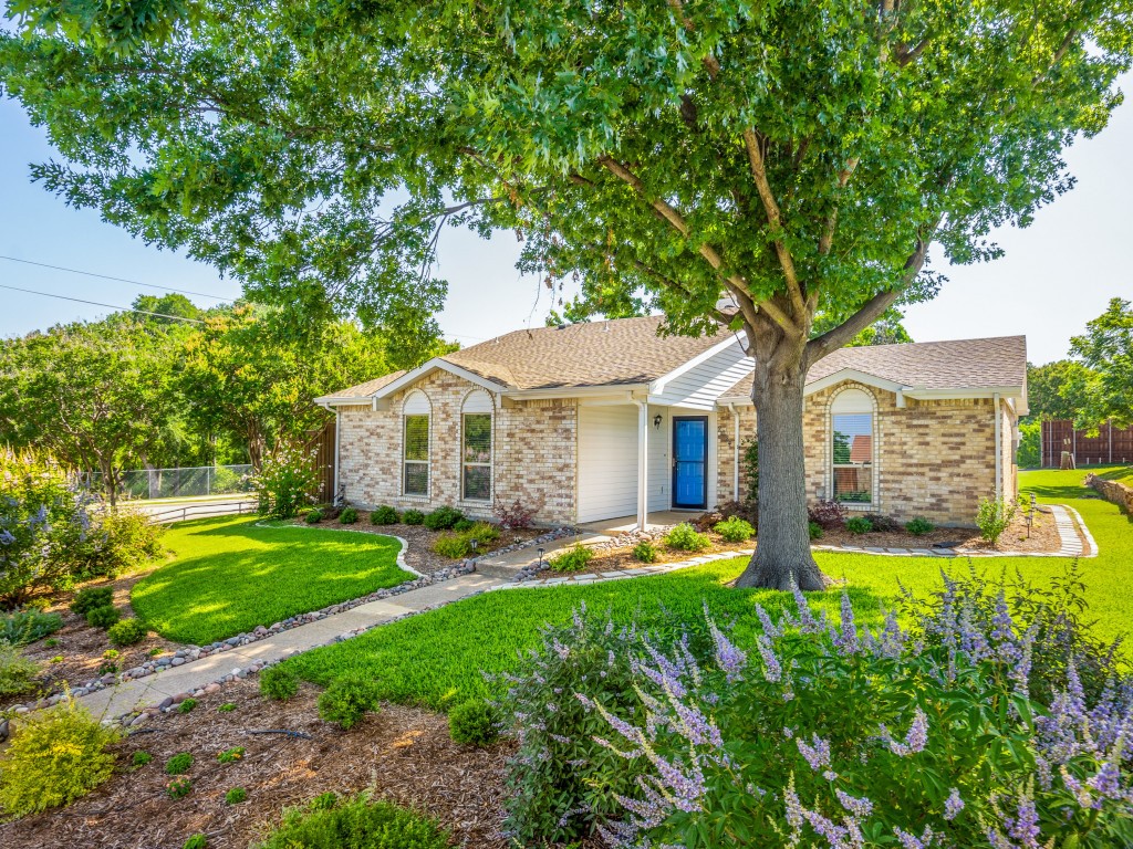 2624 Briar Hill Drive Carrollton TX 75007